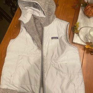 Women’s Patagonia vest